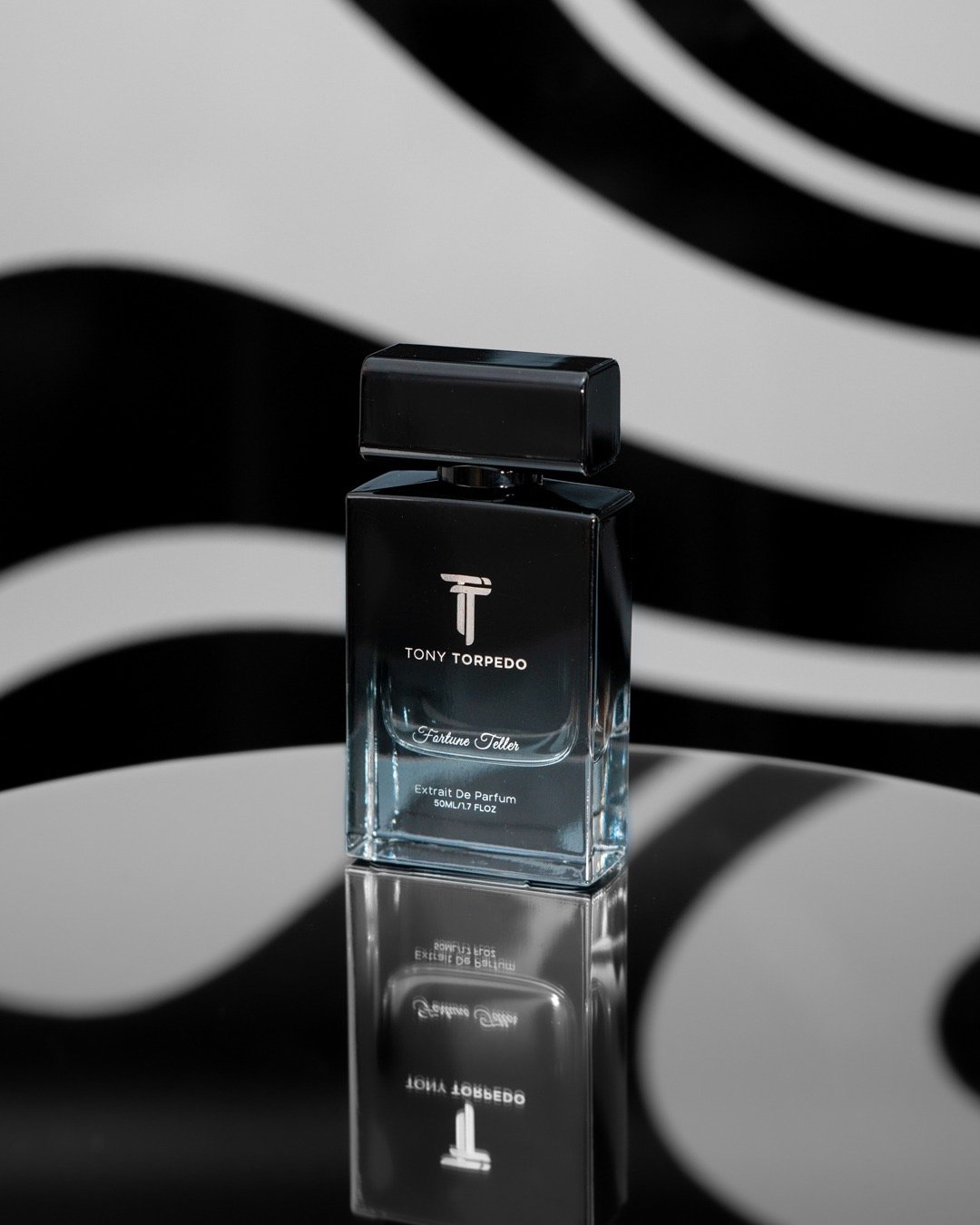 What Makes a Perfume Smell Expensive? The Anatomy of Luxury Scents