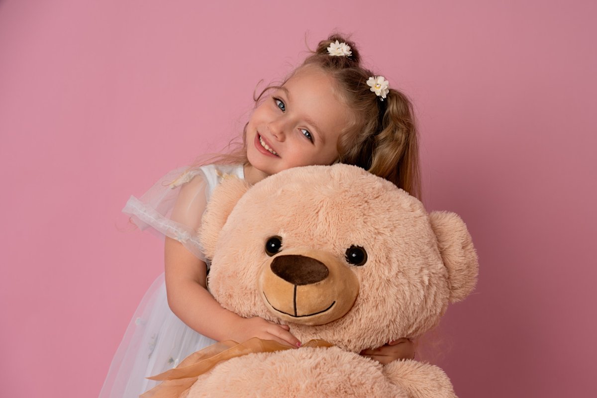 Why Every Mum Should Book a Birthday Photoshoot for Their Child