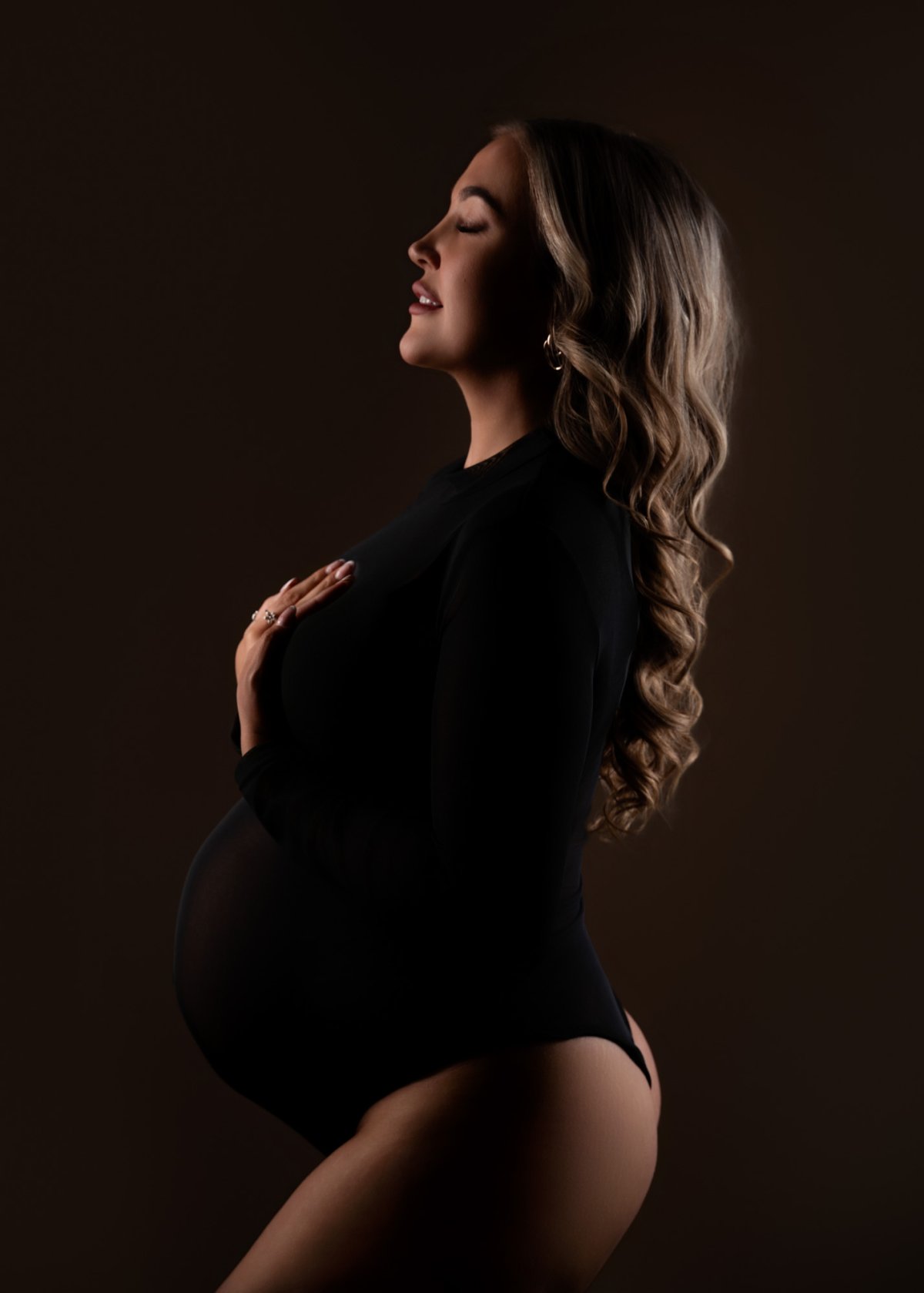 Feeling confident in your maternity photos