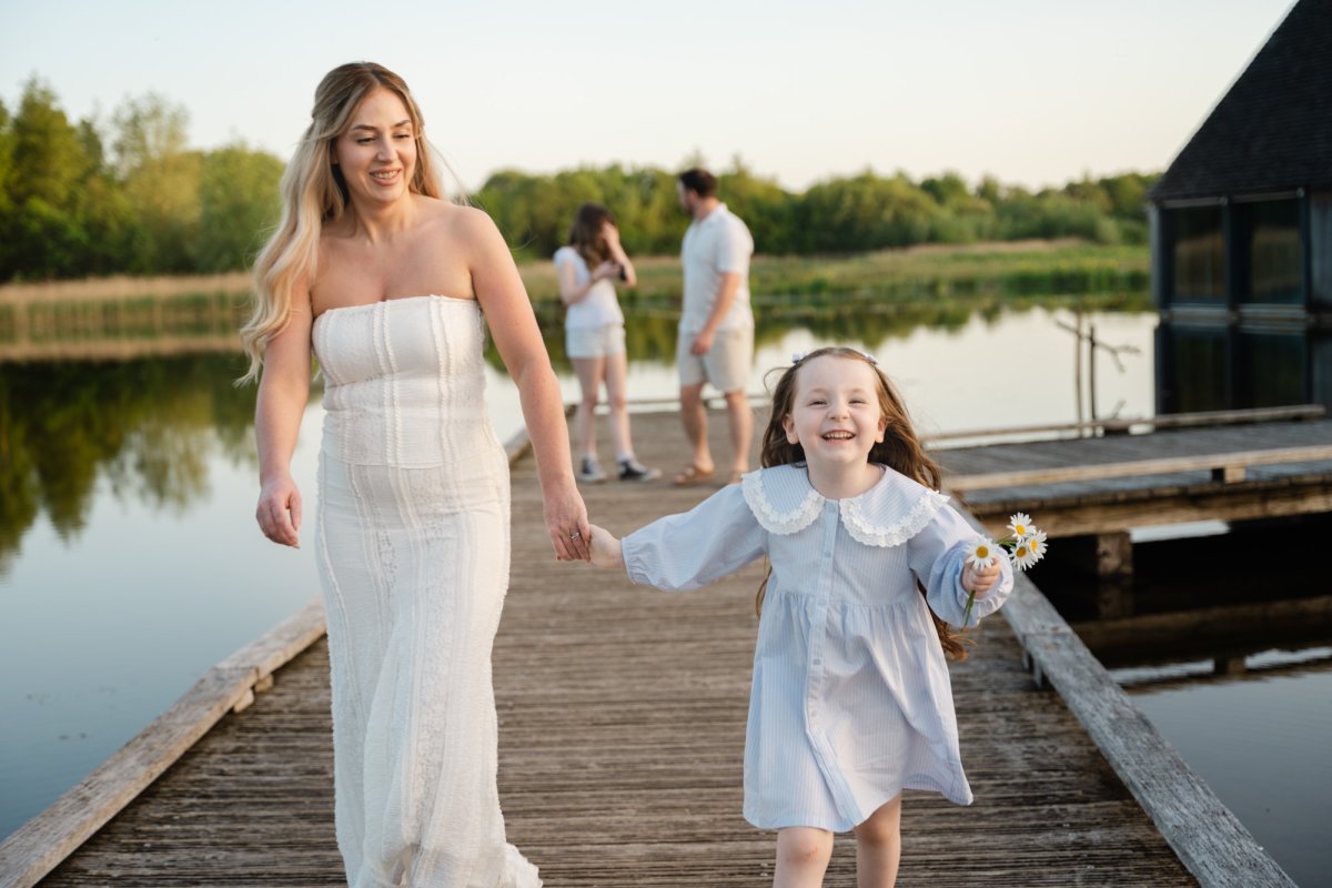 What to Wear for Family Photos Outdoors