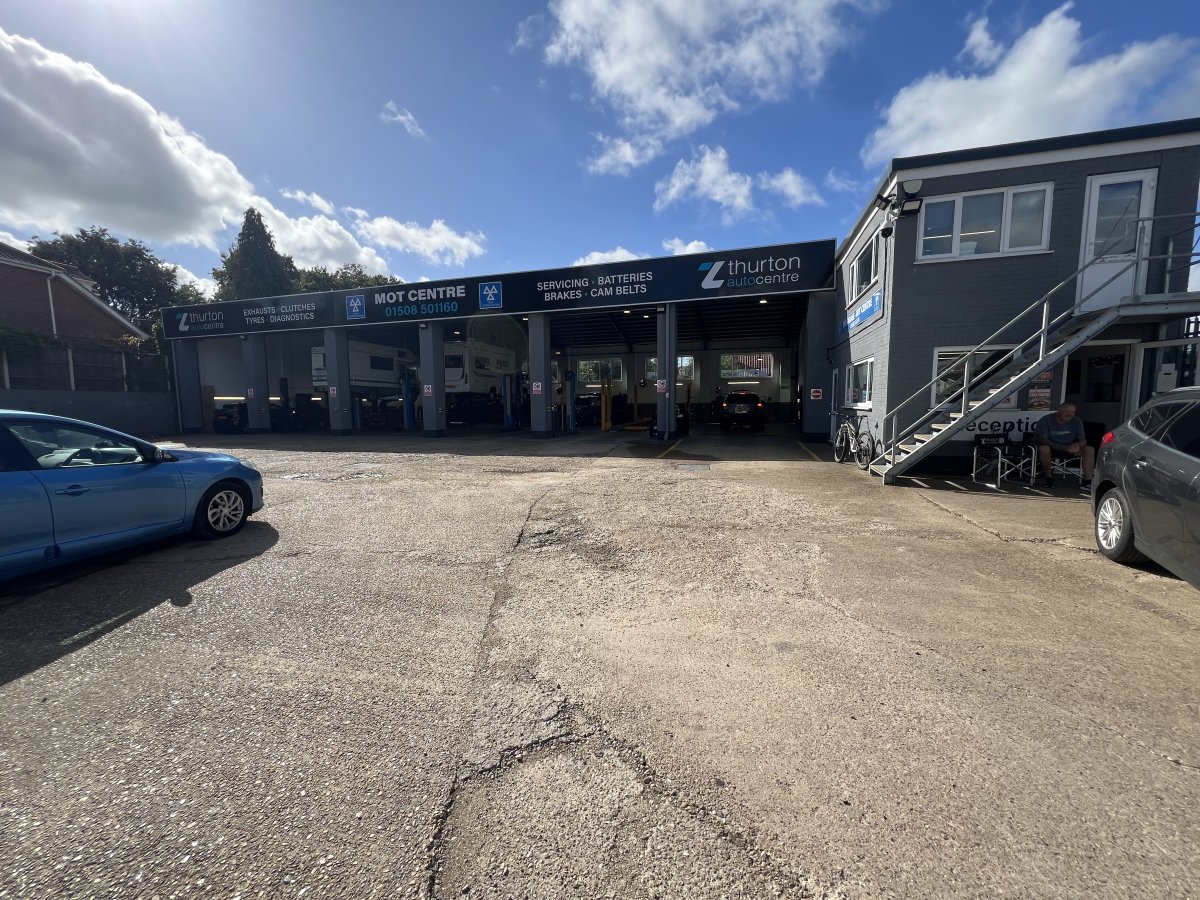 Independent Garage vs National Chain: Comparing MOT and Servicing in Norwich