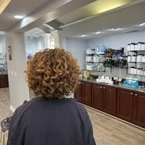 Curly Hair Salon Cincinnati: Mastering Your Texture