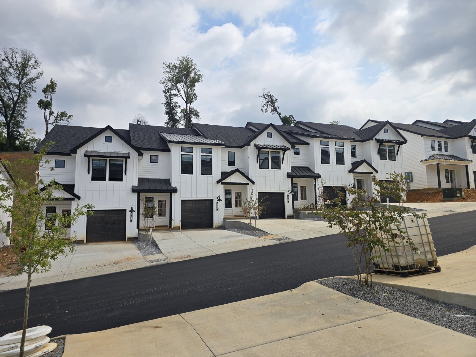 How to Choose a Roofing Company in Nashville in 2026