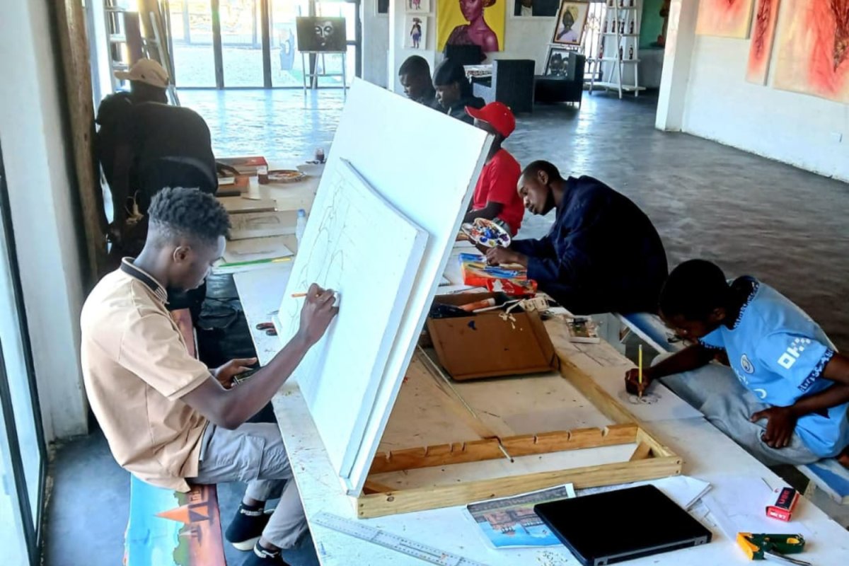 Working on art at Artgal Zim Center in Domboshava